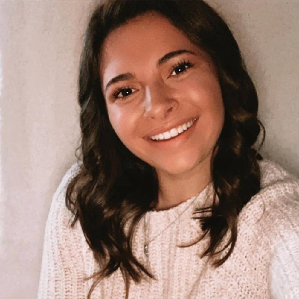 Meet your Posher, Madalyn